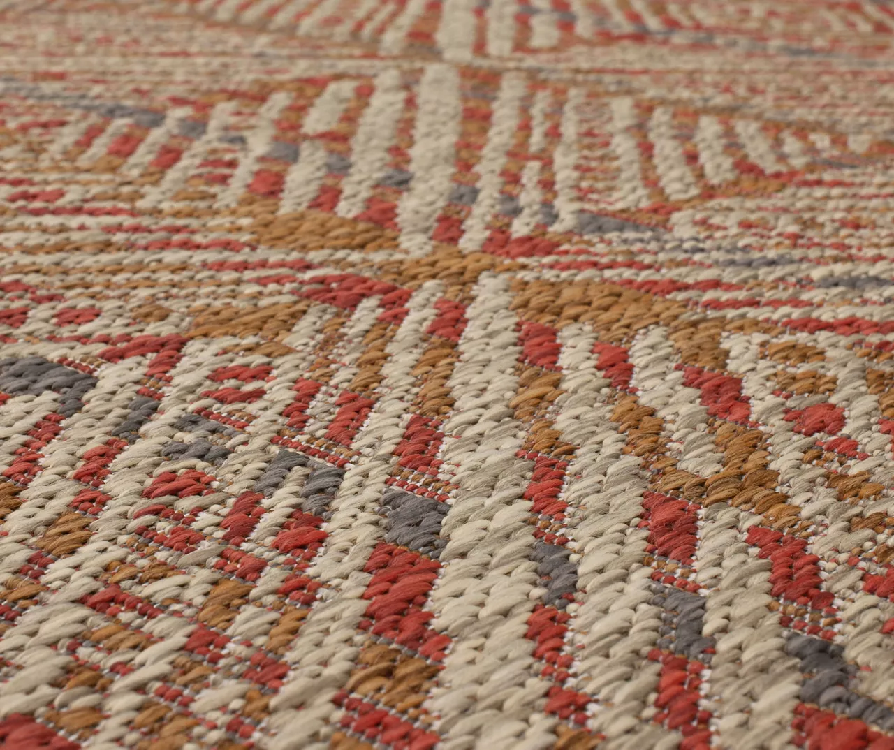 Mohawk Home Poolside Diamond Rust Area Rug 9 Mohawk Home Poolside Diamond Rust Area Rug - Image 9